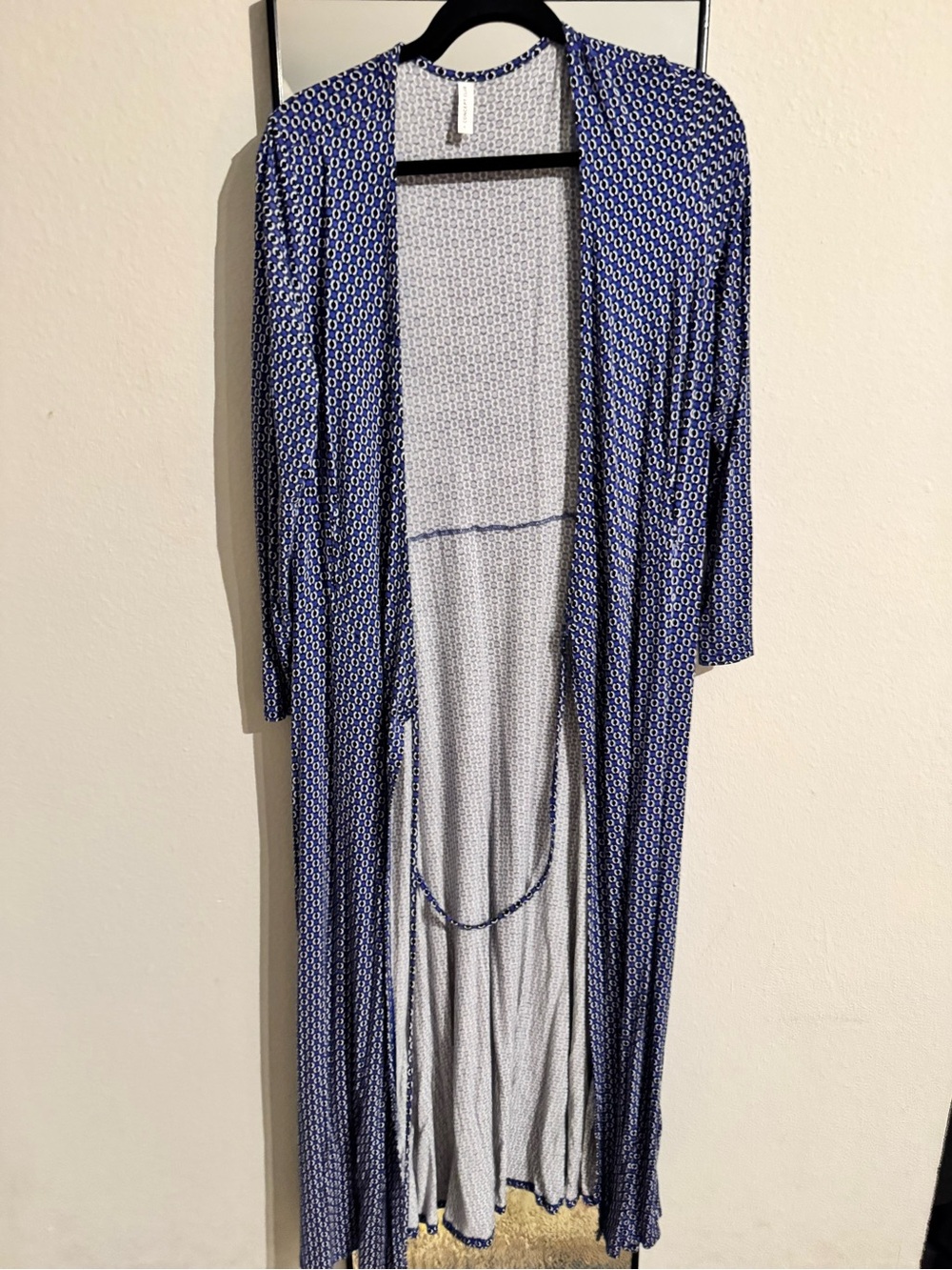 Women's Blue Geometric Open-Front Long Robe - Picture 2 of 13